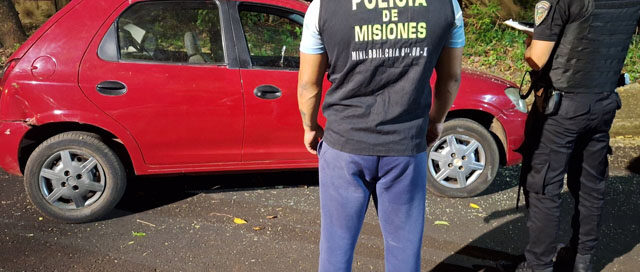 POSADAS: Operativo policial permitió recuperar un auto robado en el barrio San Marcos
